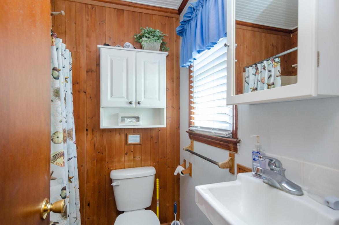 The Pelican Hidden Treasure Inn Room 2 By Bryant Real Estate คูเรบีช ภายนอก รูปภาพ